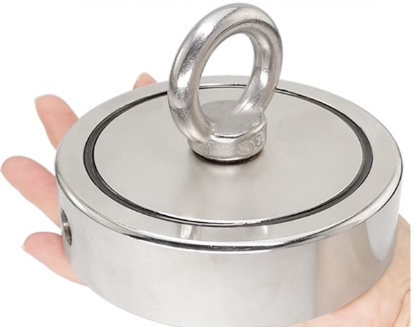 Salvage powerful magnets with high suction power and large suction iron