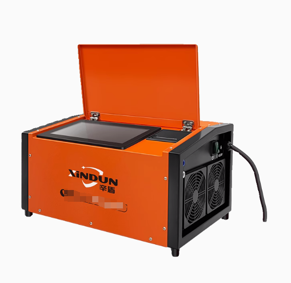 Intelligent stainless steel pipe welding machine