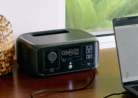 Fast charging mobile outdoor power supply 220V