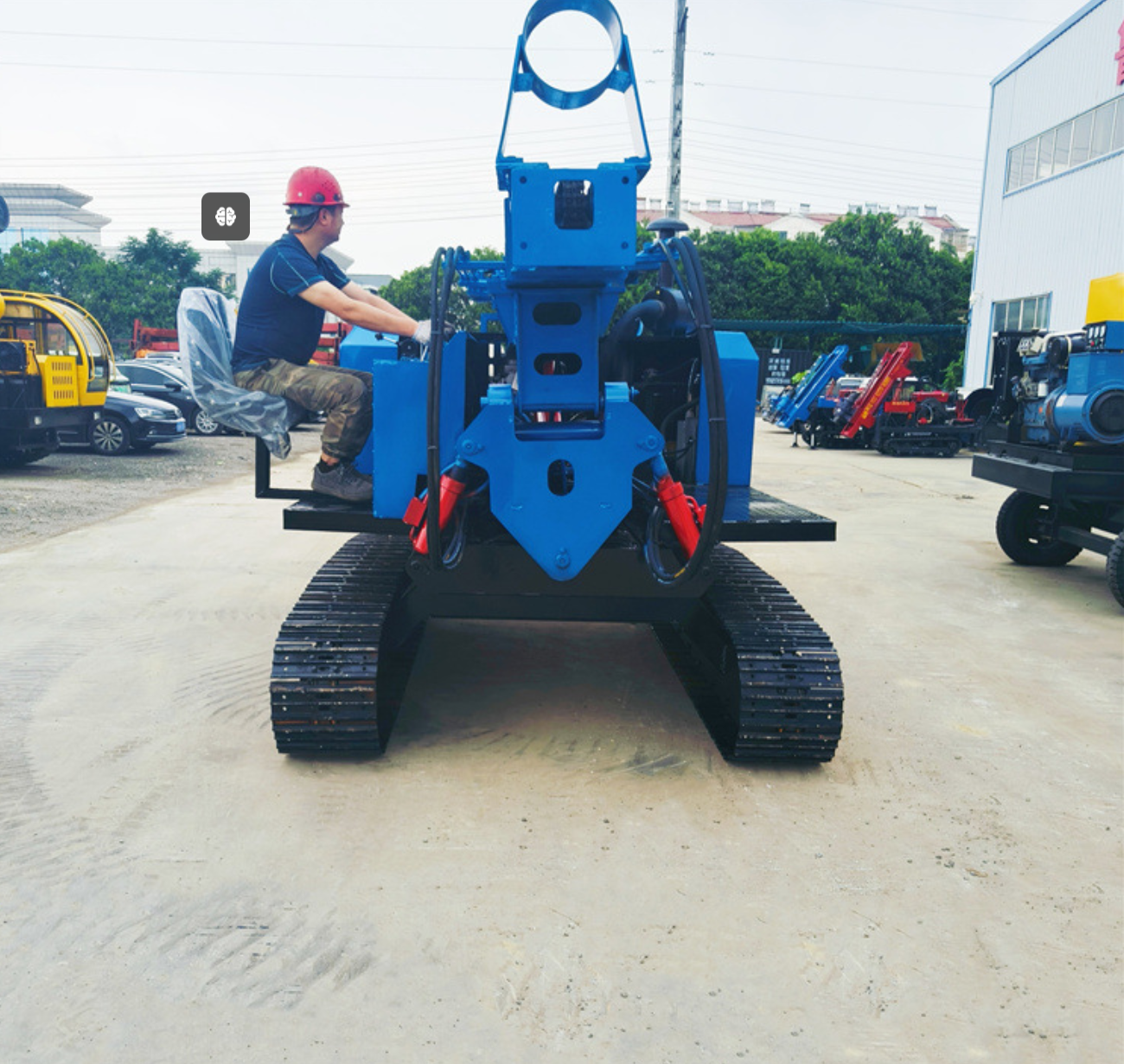 Self-winding photovoltaic pile driver
