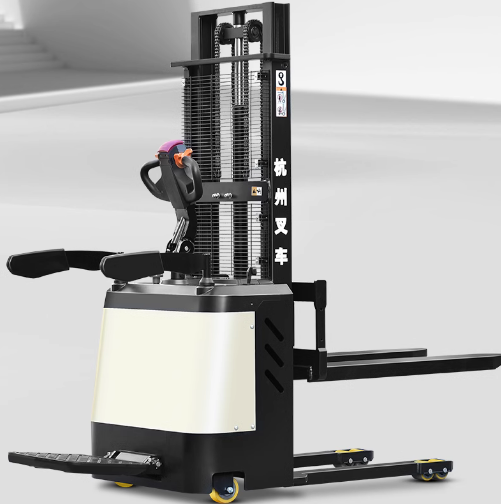 Heli Electric Stacking Truck 1.5-ton 2-ton Lift Stacking Forklift Tray Hydraulic Forklift Loading an