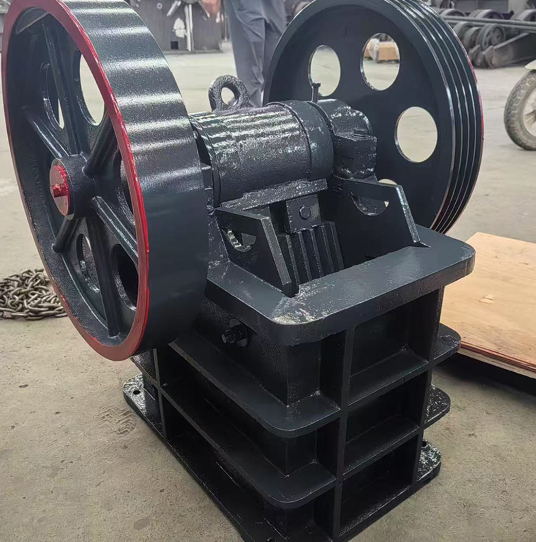 Building stone jaw crusher